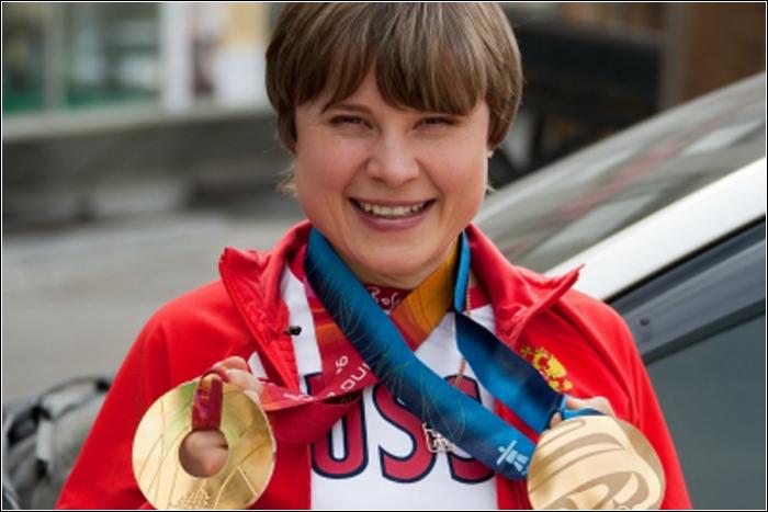 Олимпийская чемпионка, биатлонистка Анна Богалий оценила преимущества спорткомплекса "Долина Уюта" в Мурманске
