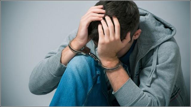 В Кандалакше 23-летний уголовник обокрал мать