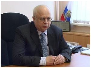 О кадровой ситуации в ЦРБ отвечает Главврач Кандалакшской ЦРБ Владимир Петров