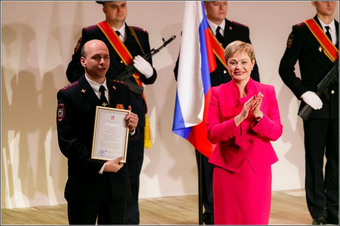 Губернатор Марина Ковтун поздравила заполярных полицейских с Днём сотрудника органов внутренних дел Российской Федерации